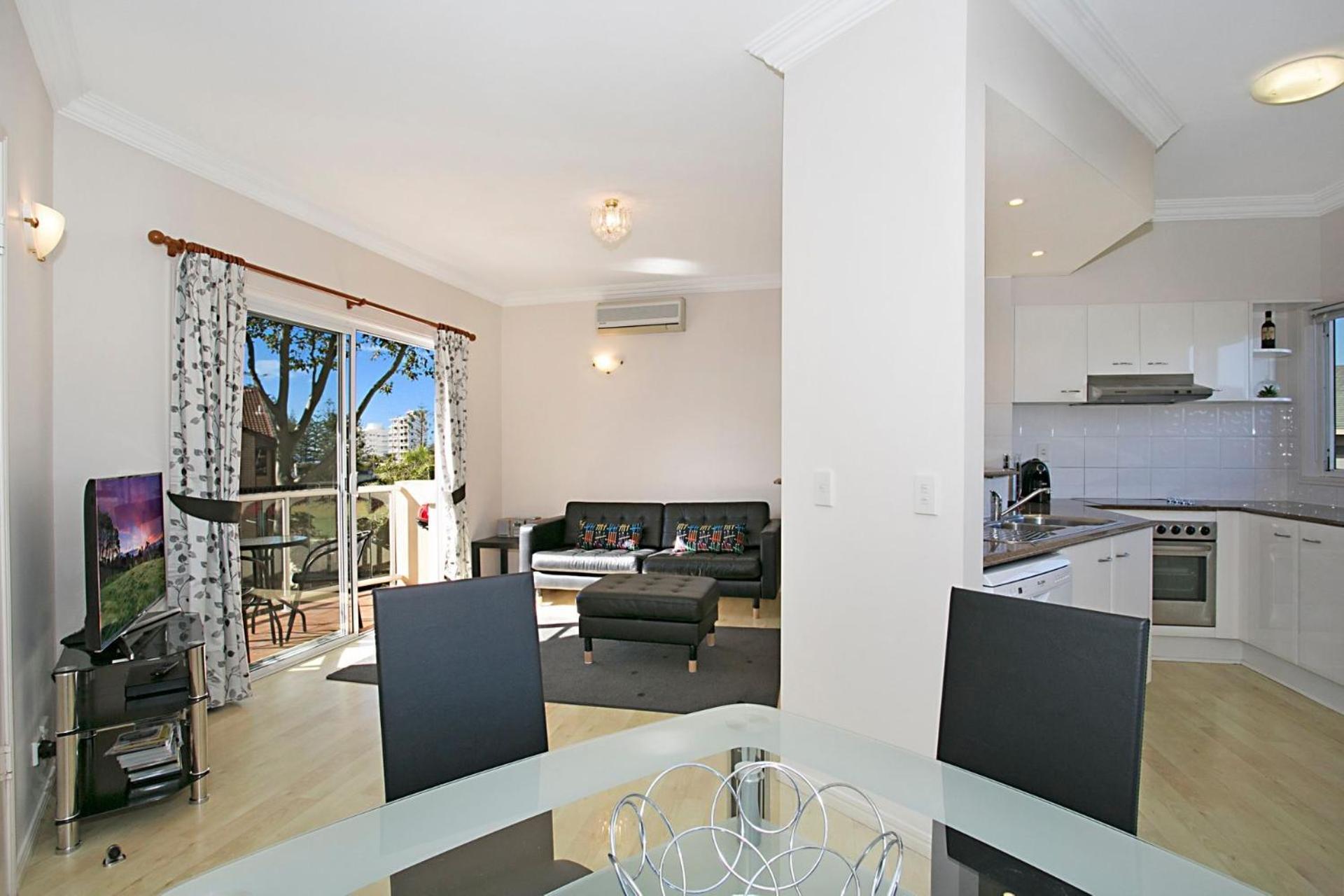 Harmony - A Desirable Area In Broadbeach Apartment Gold Coast Exterior photo